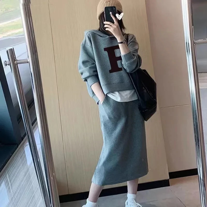 Plus Size Fall Plus Size Slimming Trendy Age Determining Set Dress Womens Hoodie Sweatshirt Half Skirt Two Piece Set 250422