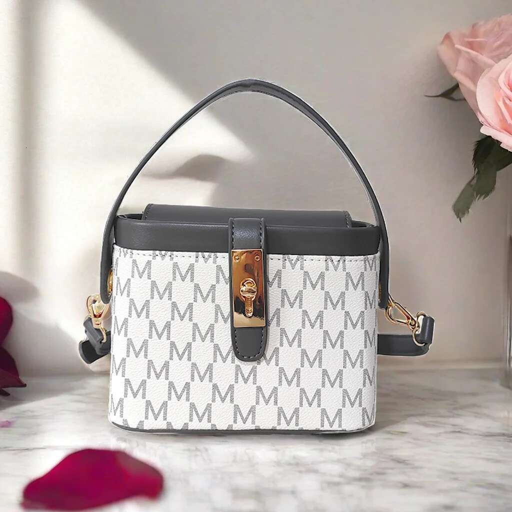 2024 Popular Trendy High-Quality Box Crossbody Shoulder Bag Leather Women's Bags New Messenger Handbag