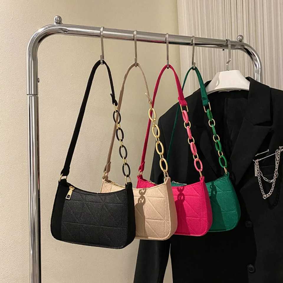 New womens retro lingerie bag fashion trend simple shoulder bag casual cross body bag autumn and winter casual light wallet W250421