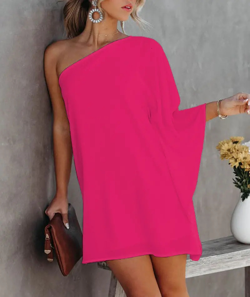 Spring / summer 2022 new positioning print gradient one shoulder casual dress