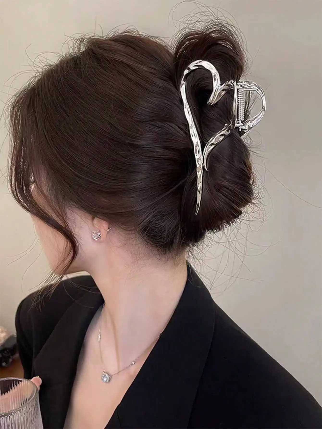 1 silver heart hair clip elegant love design hair bucket decoration large hair clip womens hair clip accessoriesT250425