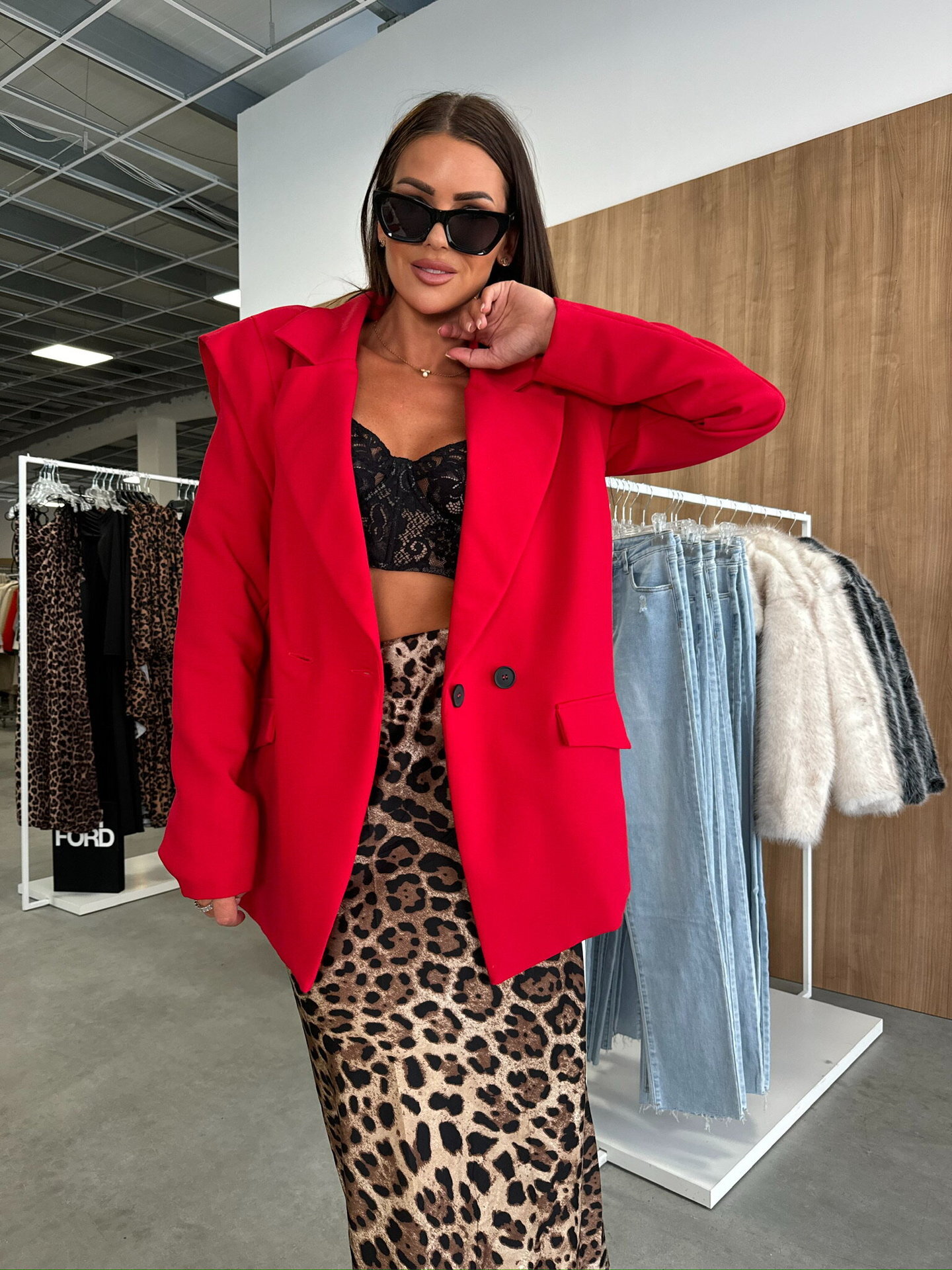 2024 autumn and winter solid color fashionable versatile casual design sense small suit jacket for women