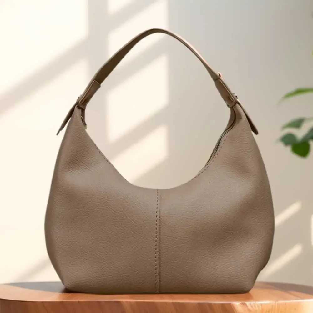 Womens Retro Shoulder Bag PU Leather Retro Underwear Bag Solid Color Simple Shoulder Bag Girls Outdoor Daily Bag W250425