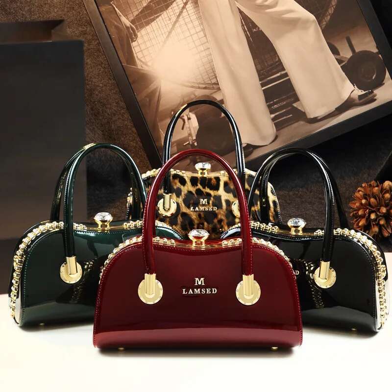 Spring new patent leather rhinestone buckle clip one-shoulder cross-body banquet dress daily pillow-shaped women's bag