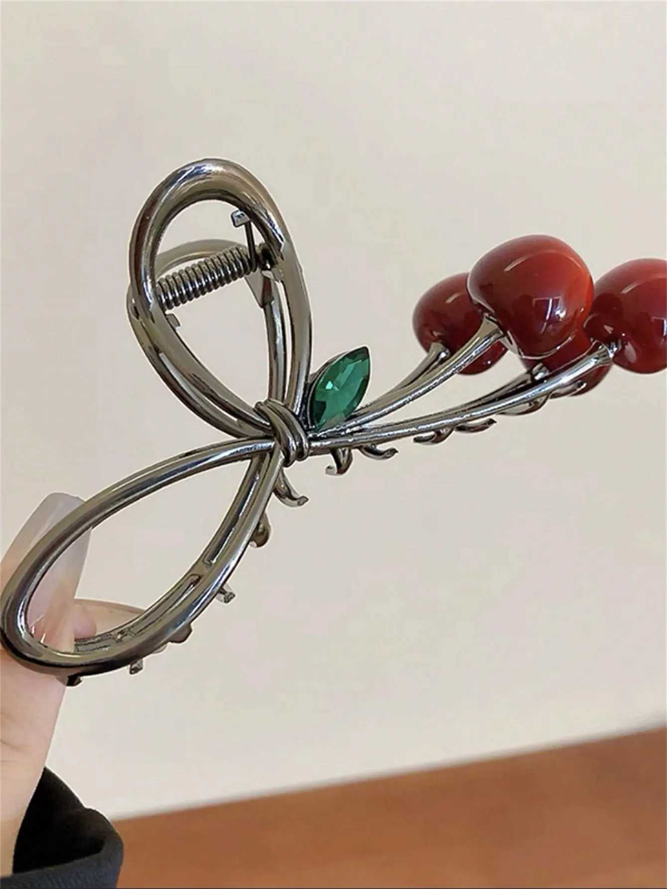 Home>Products>Hair Claw Womens New Green Leaf Bow Cherry Design Hair Claw Rear Advanced Hairstyle Shark Clip Hair AccessoriesT250425