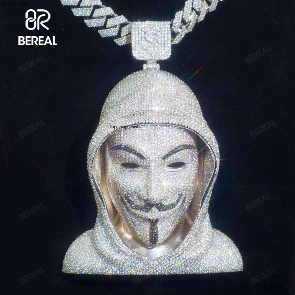 Bereal Custom Vvs Iced Out Moissanite 3D V for Vendetta Cartoon Hip Hop Pass Moissanite Tester Silver Pendant Men