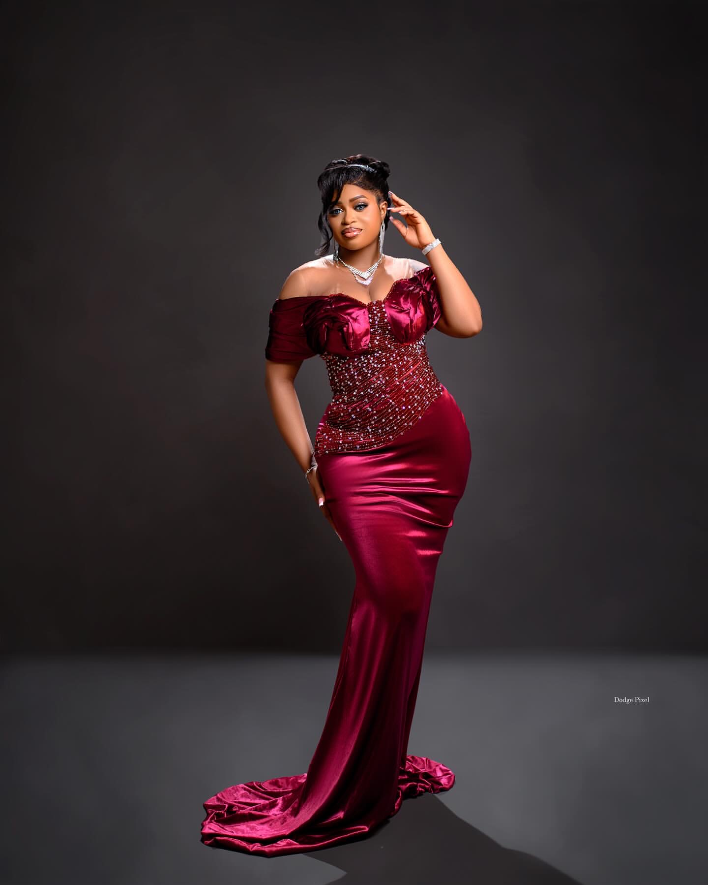 Burgundy Mermaid Plus Size Prom Dresses 2025 Crystals Beaded Satin Sheer Neck Evening Formal Party Second Birthday Engagement Gowns Dress For Special 