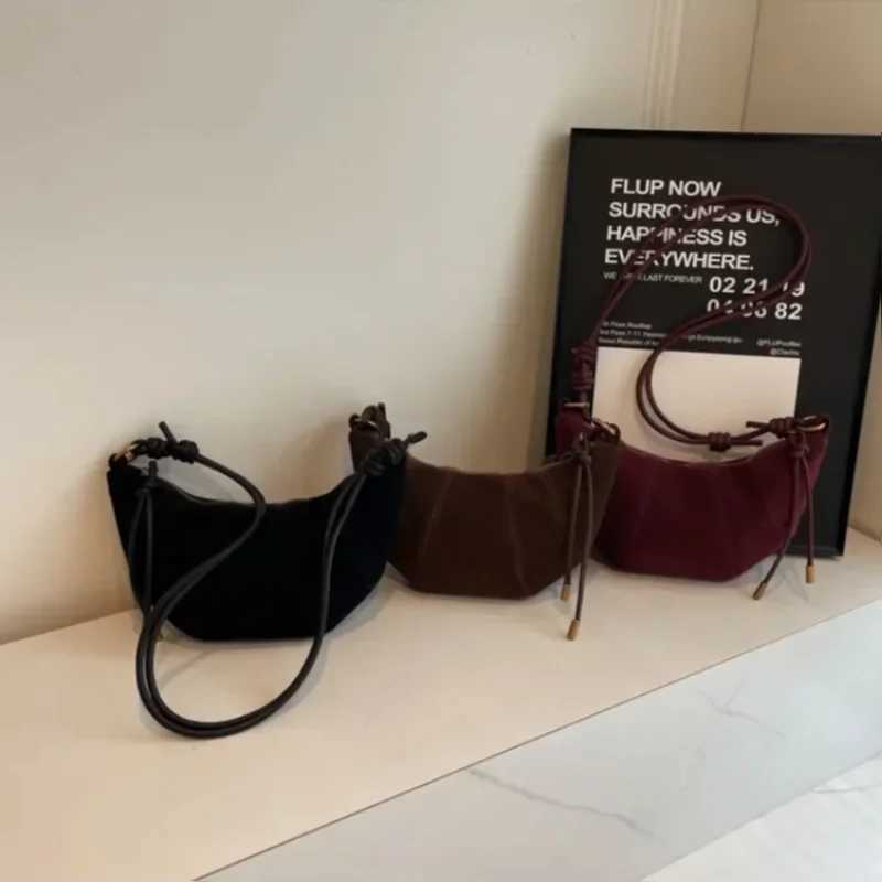 Velvet material zipper 2025 high-quality shoulder bag solid color simple fashion cross body bag soft Western style handbag W250421