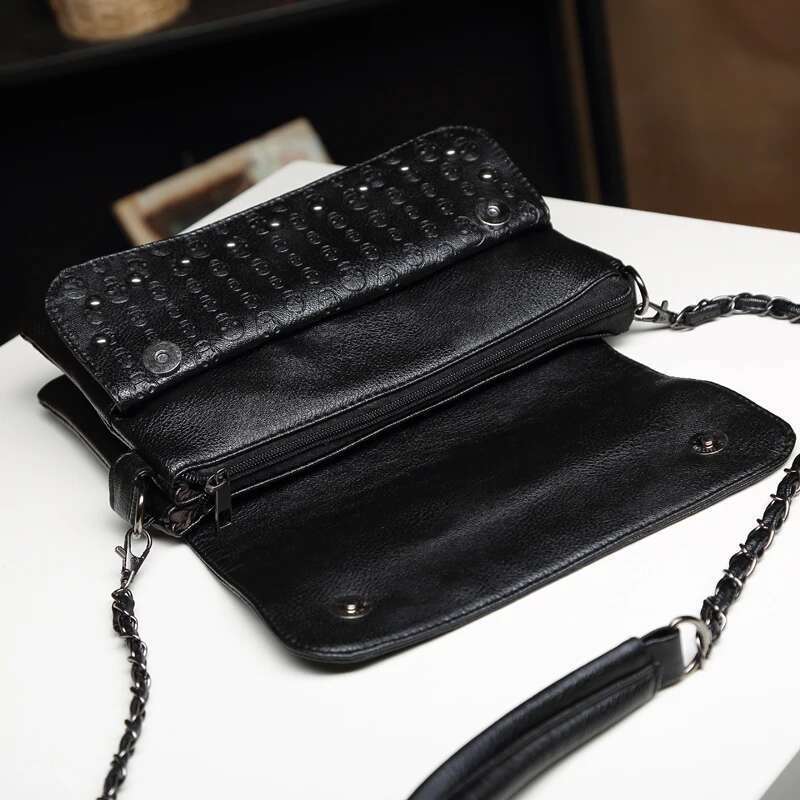 JIEROTYX England Style Crossbody Leather Small Skull Shoulder Bag Chain Clutch Women Bags Designer Drop