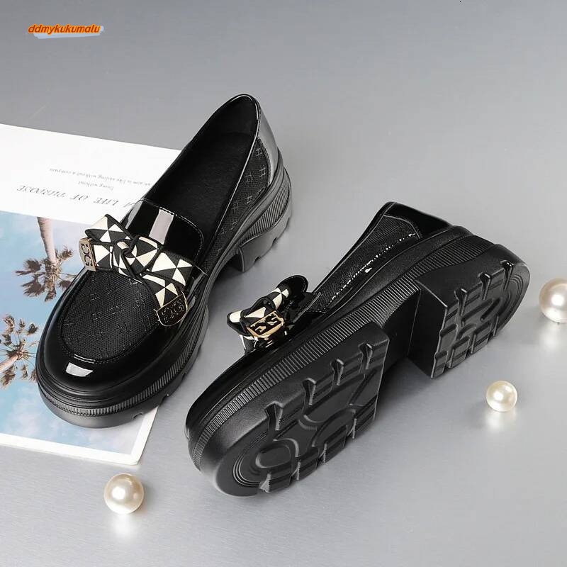 2024 Spring Female Shoes Women Fashion Mary Jane Round Toe Flats Loafers Oxfords Platform Casual Metal Chain Buckle Heels Black ddmykukumalu