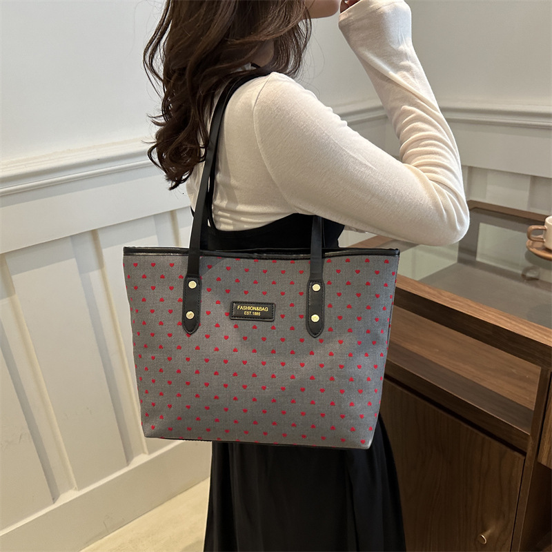 New Free Delivery Designer Shoes By 2025 2024 Autumn Printed Star Fashion Commuter Large Capacity Trendy Leisure Single Shoulder Tote Women's Bag
