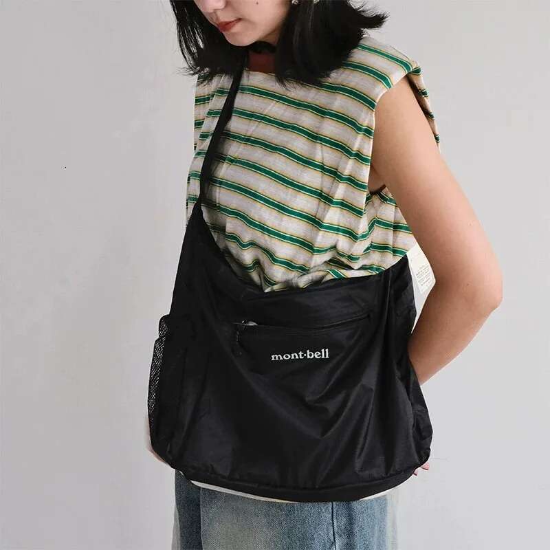 Outdoor Leisure Crossbody Japan Famous Brands Lightweight Waterproof Portable Large Capacity Fashion Versatile Shoulder Bag
