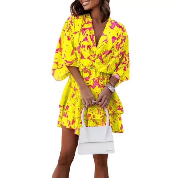 2022 fall V-neck loose bat sleeve print dress women