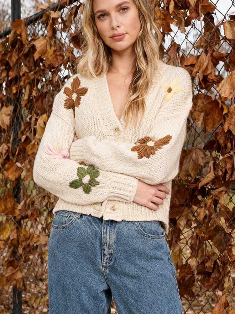 Hot Selling New All-Match Colorful Flower Loose Wool Cardigan Coat Long Sleeve Knitted Women Sweater Fall Winter Warm Beige TopsT251125