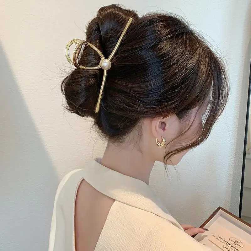 New Punk Geometric Metal Gold and Silver Simple Hair Clip Claw Suitable for Women Fashion Big Crab Claw Korean Headwear AccessoriesT250425