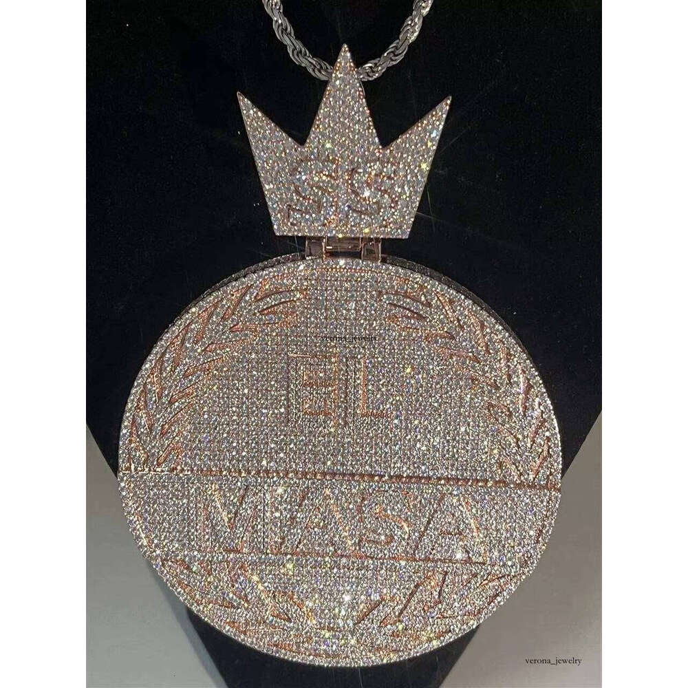 Ice out VVS Moissanite Custom Hip-Hop Name Iced Out Silicon Stone Moissanite Letter Pendant 925 Gold Pure Silver Sword Jewelry