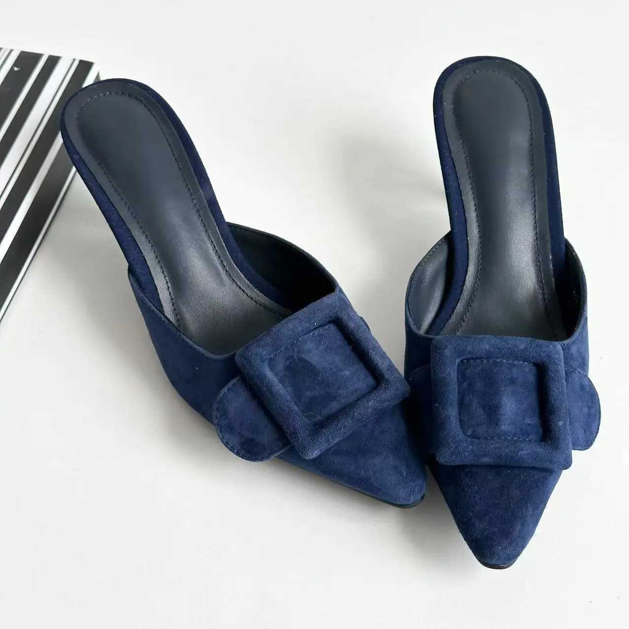 2024 New Mler Shoes Wens Shallow Mouth Pointed Toe Middle Heel Square Buckle Stiletto Baotou Wens Half Slippers Z250305