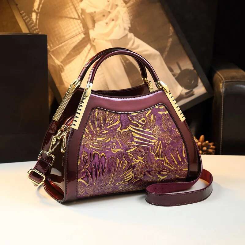 Spring new patent leather crocodile-print mother's handbag banquet dress large-capacity one-shoulder cross-body women's bag