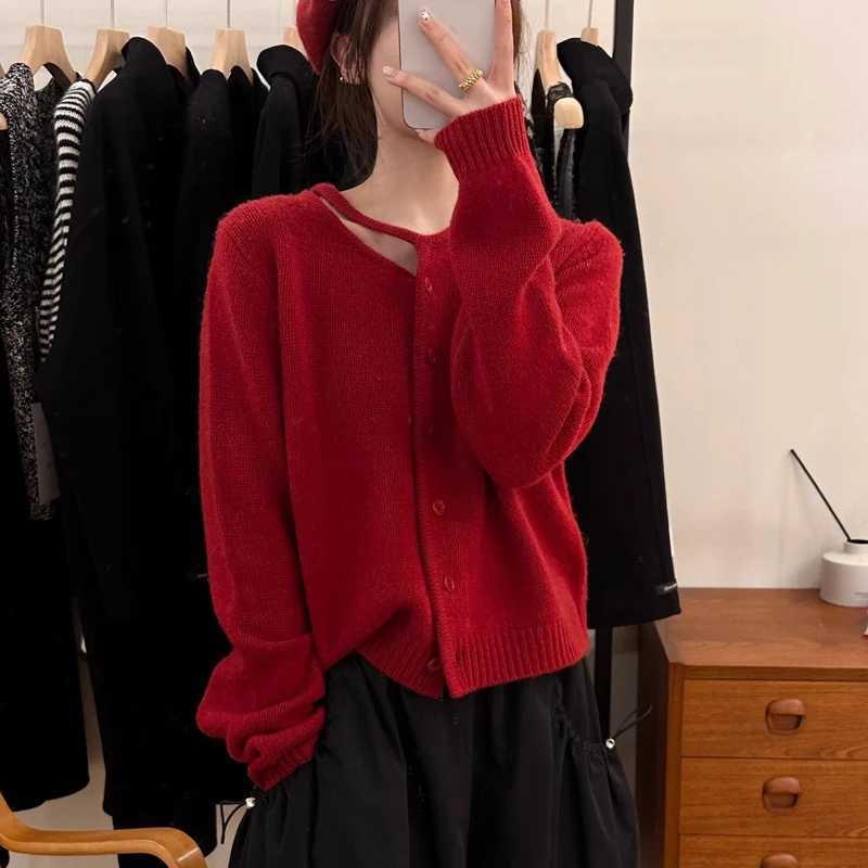 Fashion Sweet Cardigan Korean Sweater Red O Neck Hollowed Out Womens Knitted Tops Spring and Autumn Single Breasted Casual CoatT251125