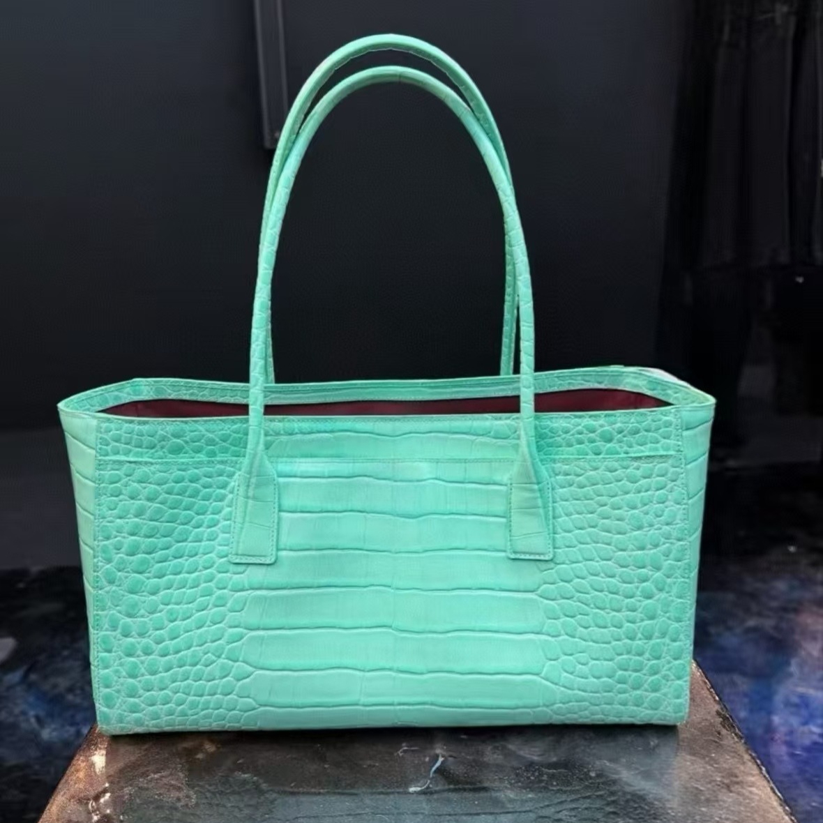 26SS Designer Genuine Leather Shoulder Bags 2026 Spring Crocodile Embossed Cowhide Handbag Classic Totes Girl Mint Green Stylish Sling Bags For Work Daily Wear 3463