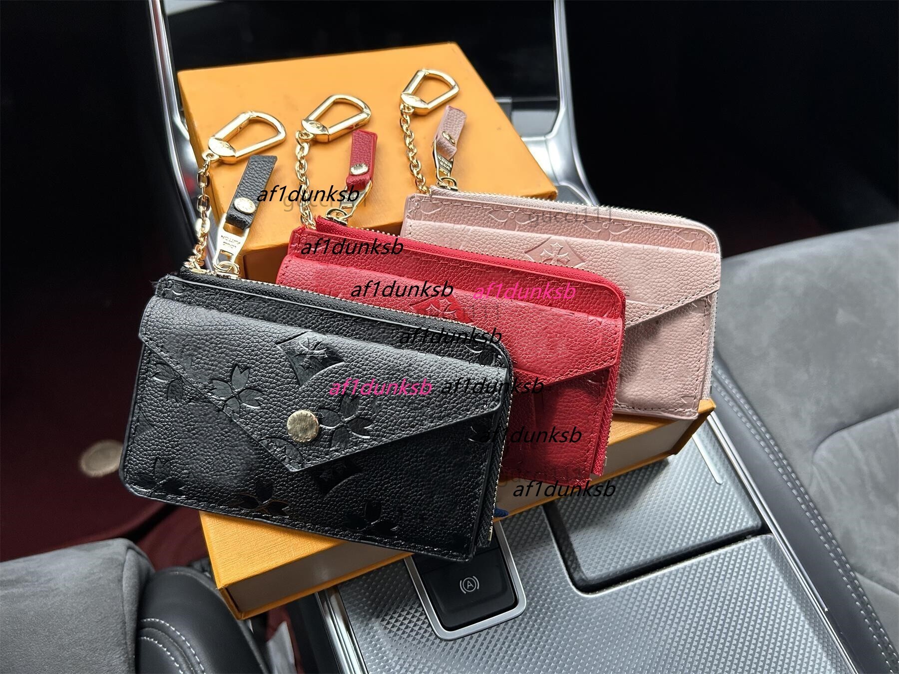 lvkeychainly key case Wallets Holders Designer luxury leather keychain wallet buckle leather keybag with credit car louis vuittonly lvs lvt louisvuitton IU5I