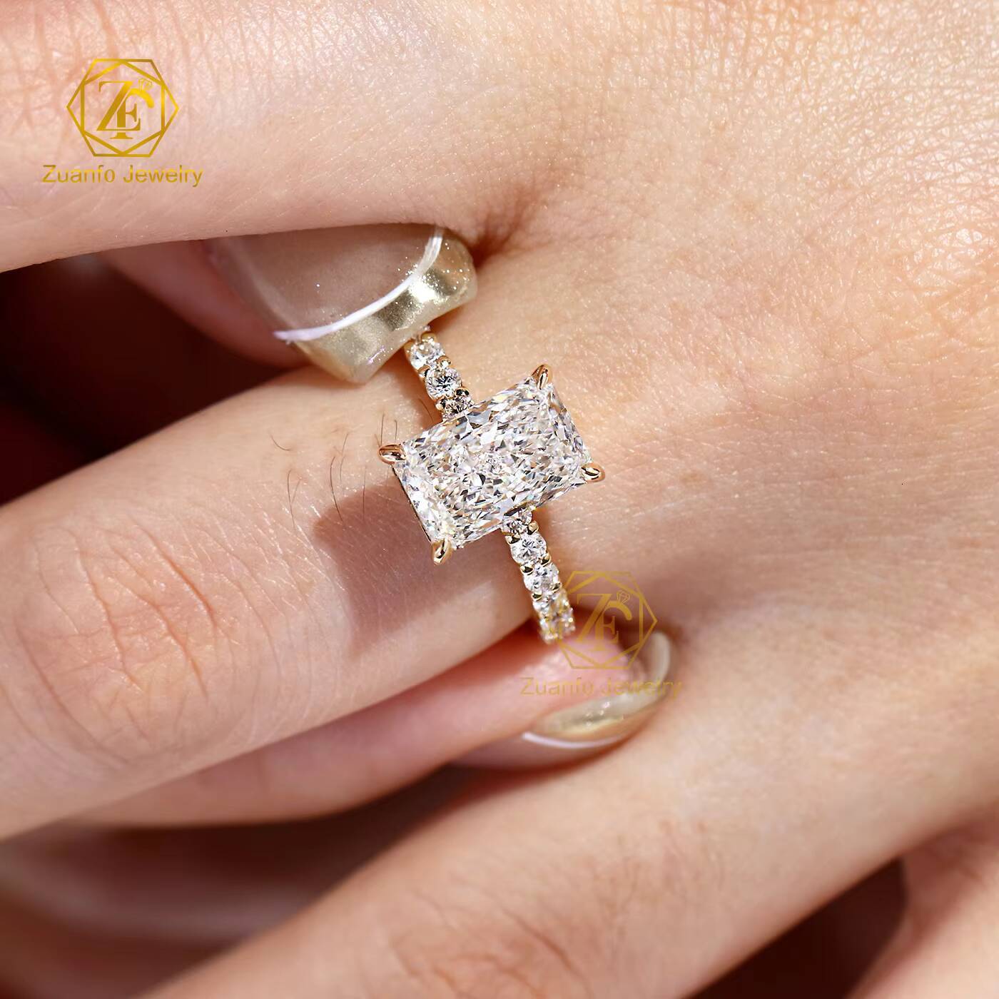 Hot Selling 1CT 15CT Radiant Cut Engagement Iced Out IGI Certified Cvd Lab Grown Created Diamond Ring 14K Gold