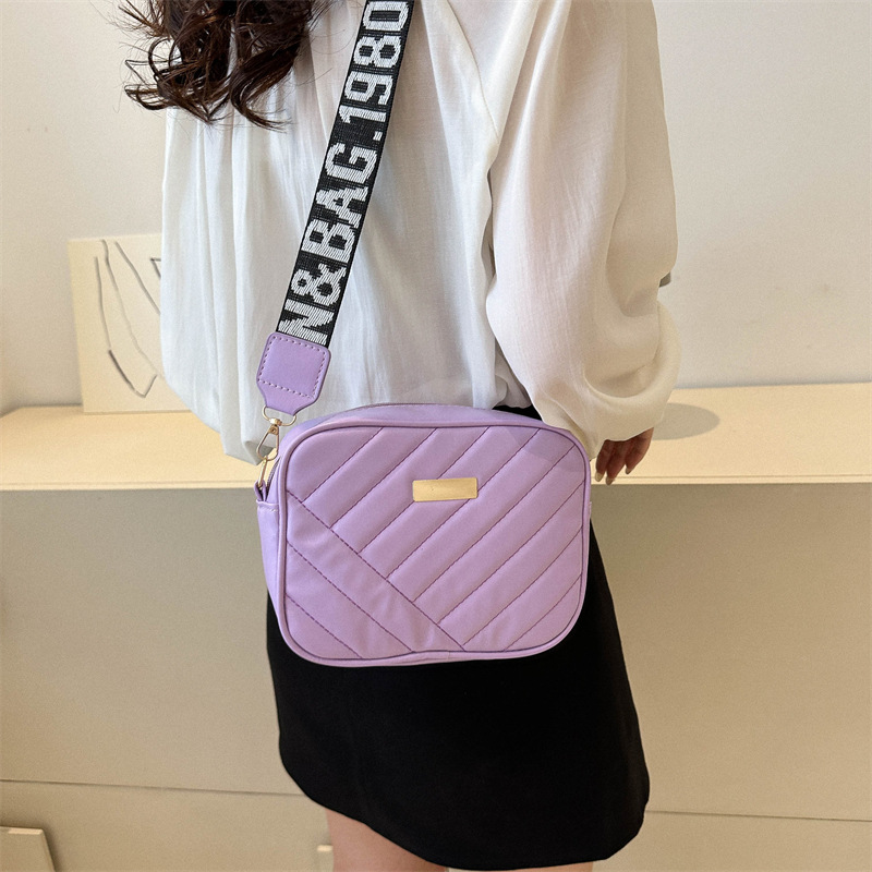 Modern Minimalist Small Square Crossbody Bag 2025, Stylish Commuter Shoulder Purse for Women, Free Shipping & Durable Design
