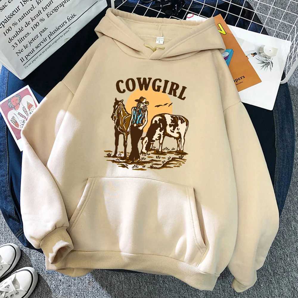 The Cowgirl And Her Cow And Horse Live In The West Hoody Woman Hip Hop Street Hoodies Crewneck Pocket Clothes Loose Pullover J251136