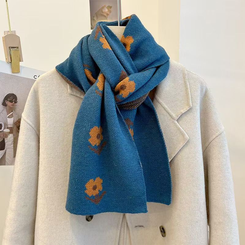 T565 all-match beige wool scarf for girls winter warm Japanese flower temperament pattern contrast color knitted scarf