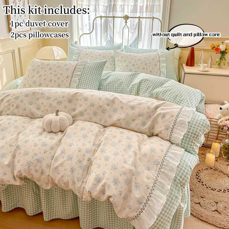 Christmas Korean lace bedding set 3pcs Floral Duvet Cover Set Pillowcasesno flat sheet Twin Single Queen Size Girls Bedding Linen Y251126