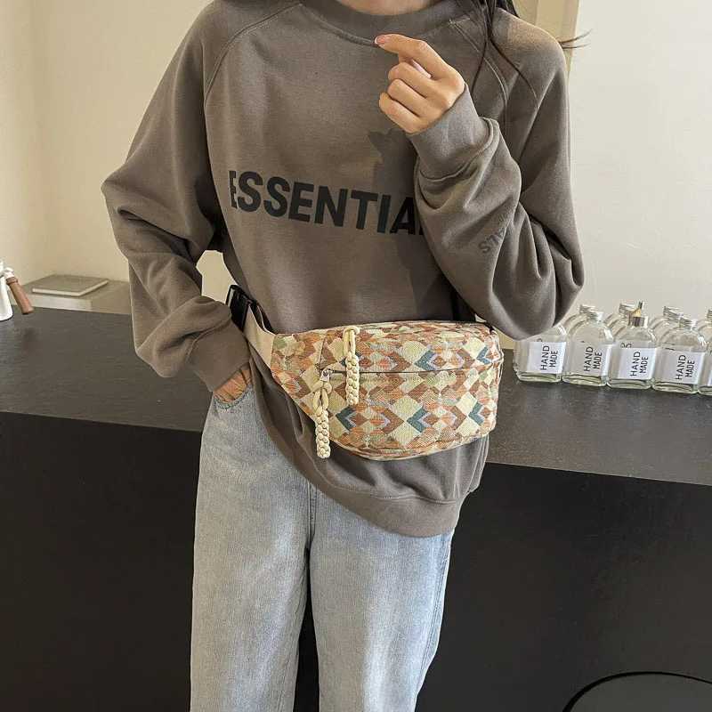 Bohemia Belt Waist Bags for Women Fashion Fanny Pack Female Banana Waist Pack Hip Purse Shoulder Crossbody Chest Bag PocketT251126
