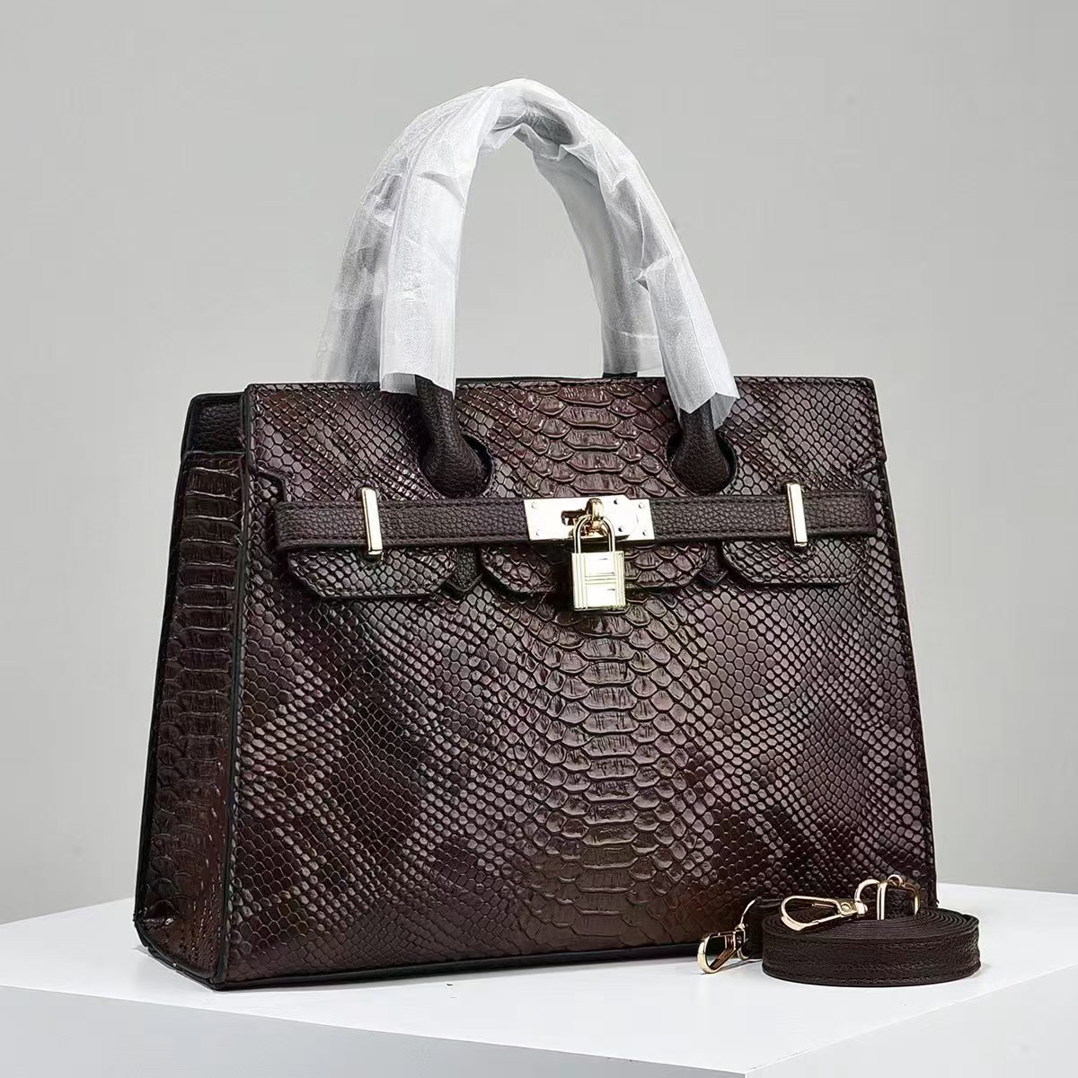 Luxury Tote Bag for Women - Stylish Snake Print Crossbody Bag (Free Shipping) - New Arrival Designer-inspired Handbag