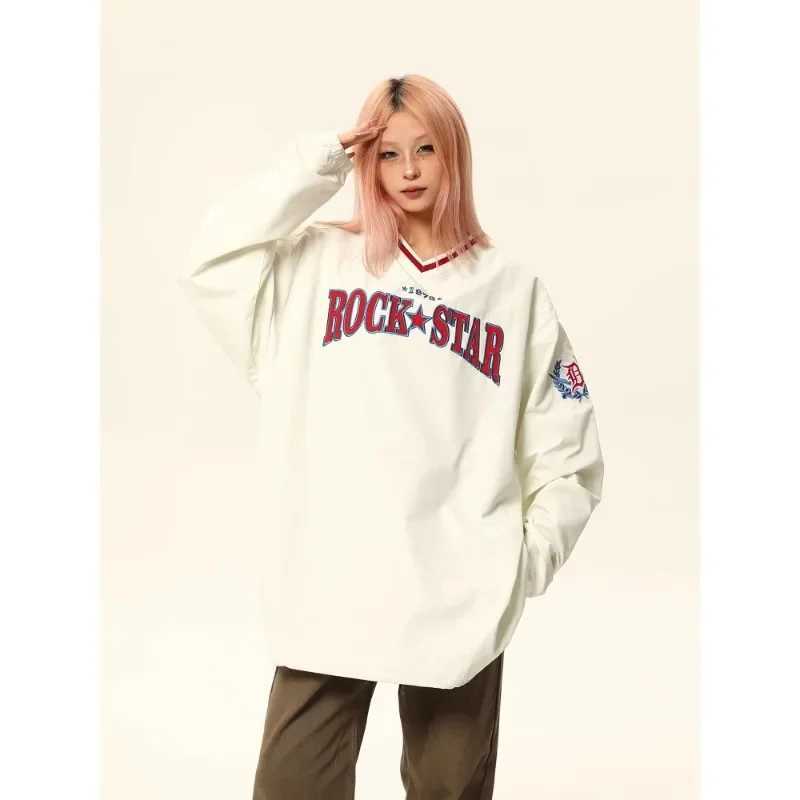 Wild American Retro Oversized Hoodie Unisex Streetwear V-Neck Pullover Trendy Brand Autumn Winter Womens Fashion Clothing J251136