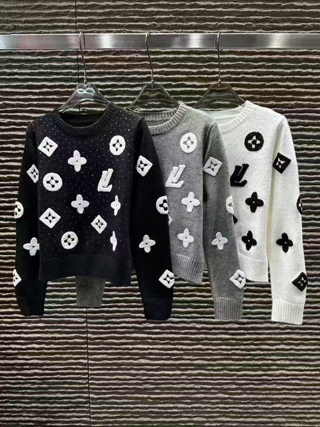 Autumn and winter new letter 2025 sweater round neck embroidered sweater design lazy loose long-sleeved shirt