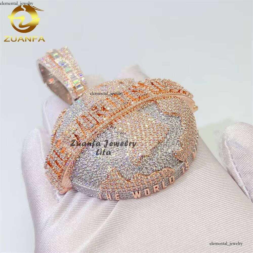 Sterling Sier Two-tone 3D Earth Hip-hop Iced Out VVS Moissanite Men Pendant