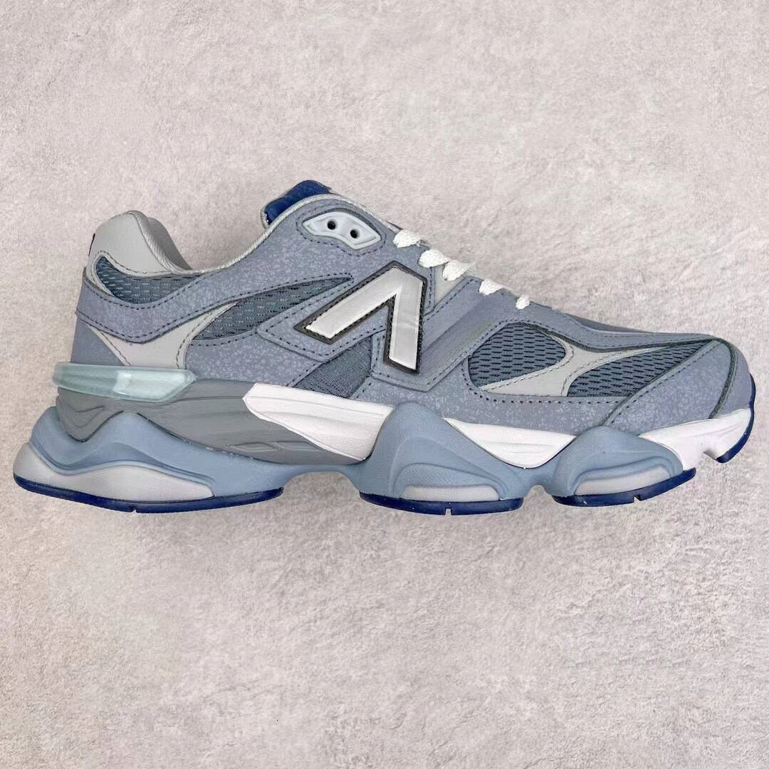 Fashion designer shoes versatile and comfortable for daily use new Christmas height increasing thick soled couple's casual sports shoes