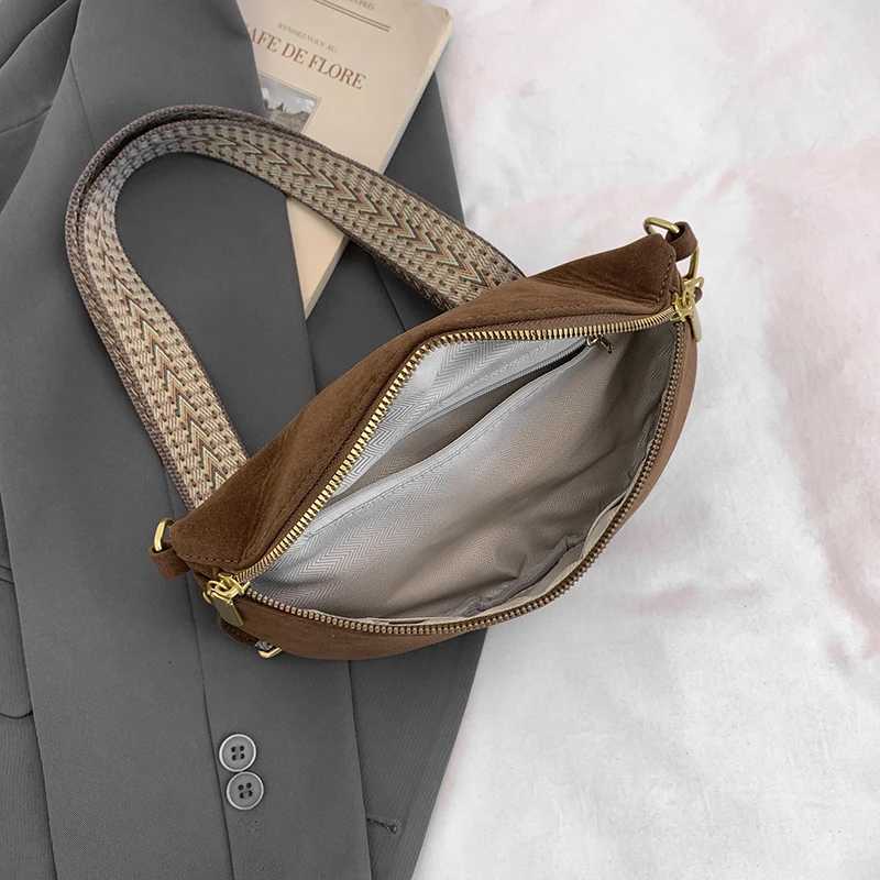 Woman Chest Packs 2025 New Faux Suede Waist Bag Street Trend Fanny Pack Simple Belt Bag Designer Female Shoulder Crossbody BagsT251126