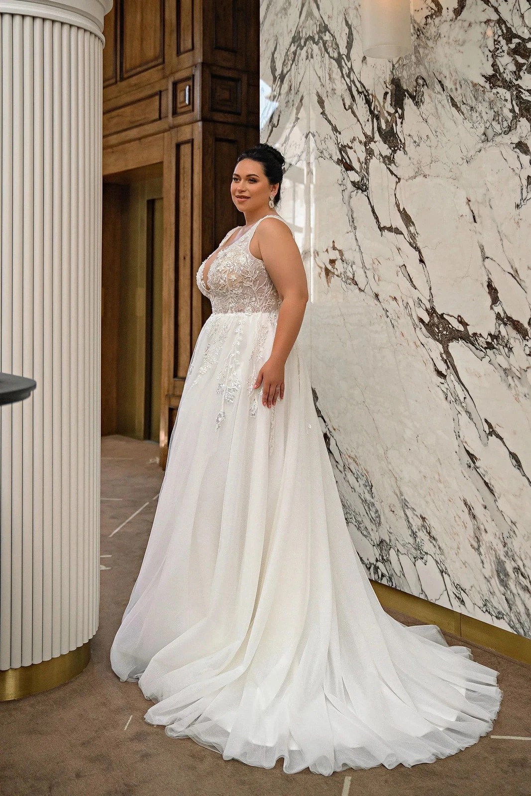 Gorgeous A Line Dresses Off Shoulder Pearls Lace Bridal Gowns Long Sleeves Vestido De Novia Backless Sweep Train Boho Wedding Dress 02