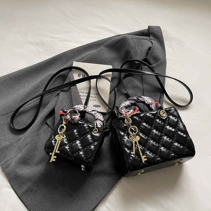 2025 New Chanel-Style Quilted Embroidery Crossbody Bag - Elegant Lady Dior Inspired Shoulder Handbag, Trendy Niche Design