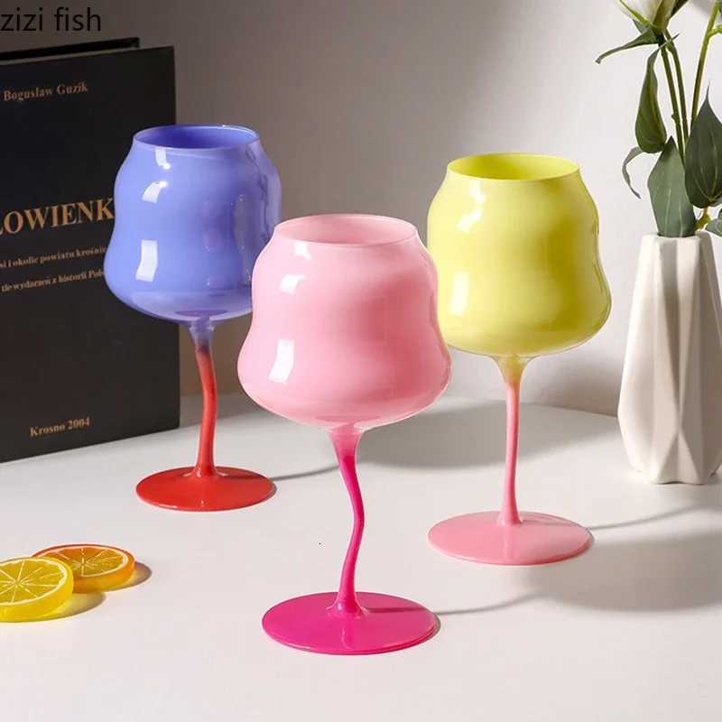 Cream Style High Footed Glass Cup Creative Colored Red Wine Glass Wine Glass Cocktail Glasses Liquor Container Home Drink Ware C251126