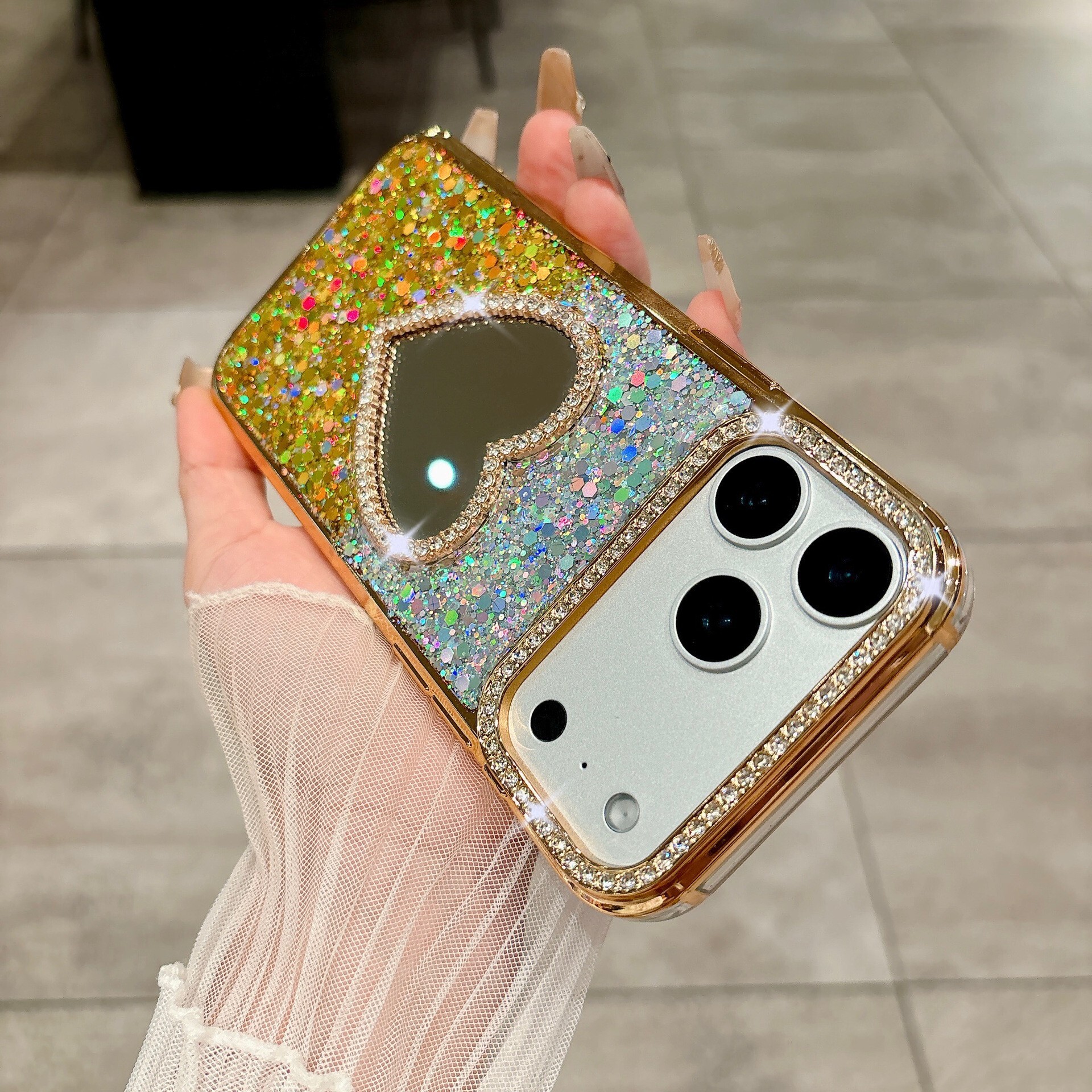 Gradient Glitter Phone Case Suitable for iPhone 17 Pro Max Heart Mirror Shockproof Cover iPhone 16/15/14 Pro