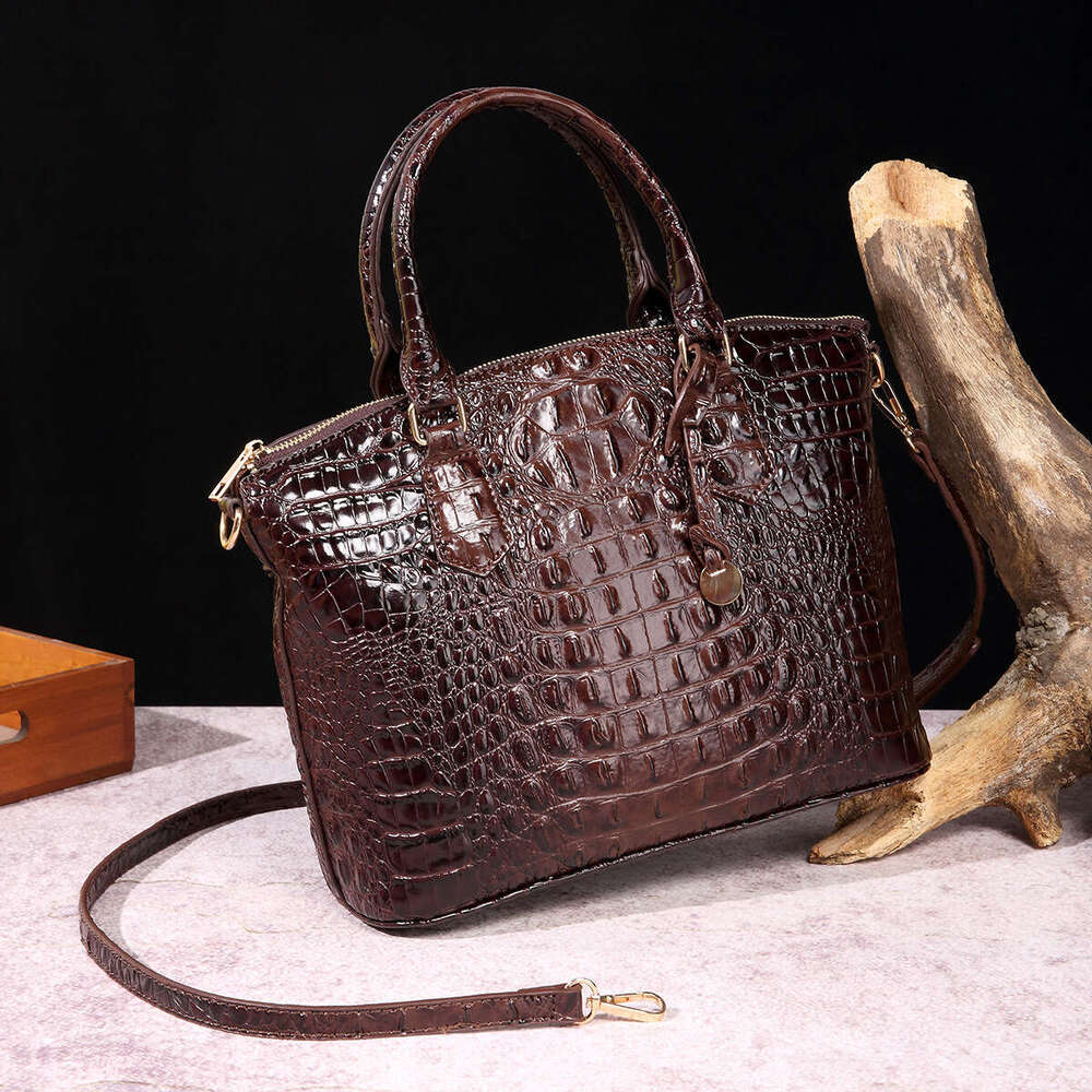 European, American, Middle Eastern Handheld Crossbody Retro Women's Bag with Multi Color Crocodile Pattern Brahmin 2025 Style Versatile New Trend