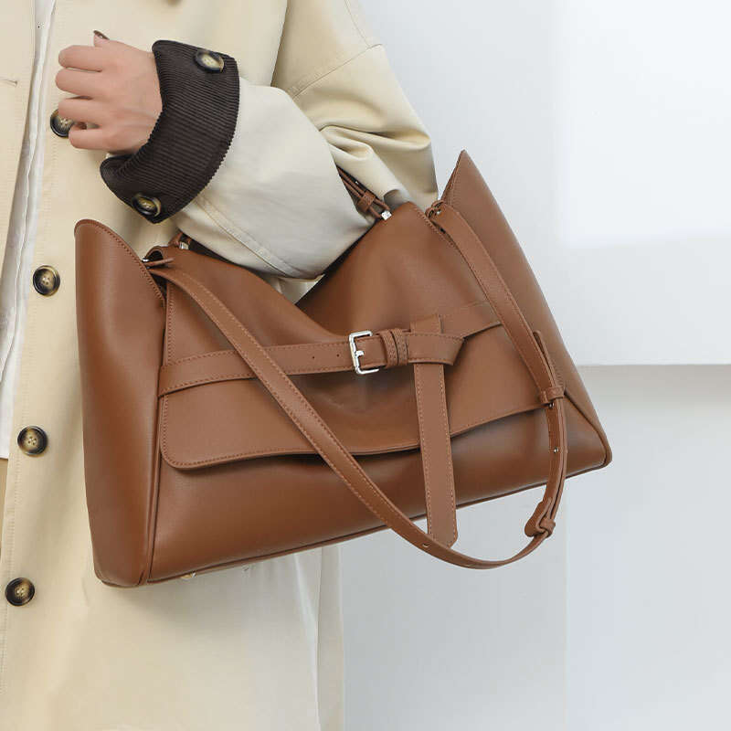 Handbag Autumn Winter Commuter for Women New Fashion High-end Feel Women's Large Capacity Tote Cross-border Shoulder Bag 1309