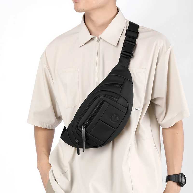 Mens Waterproof Outdoor Sports Bag Pouch Korean-Style Waist Fanny Pack Crossbody Male Banana Chest PackageT251126