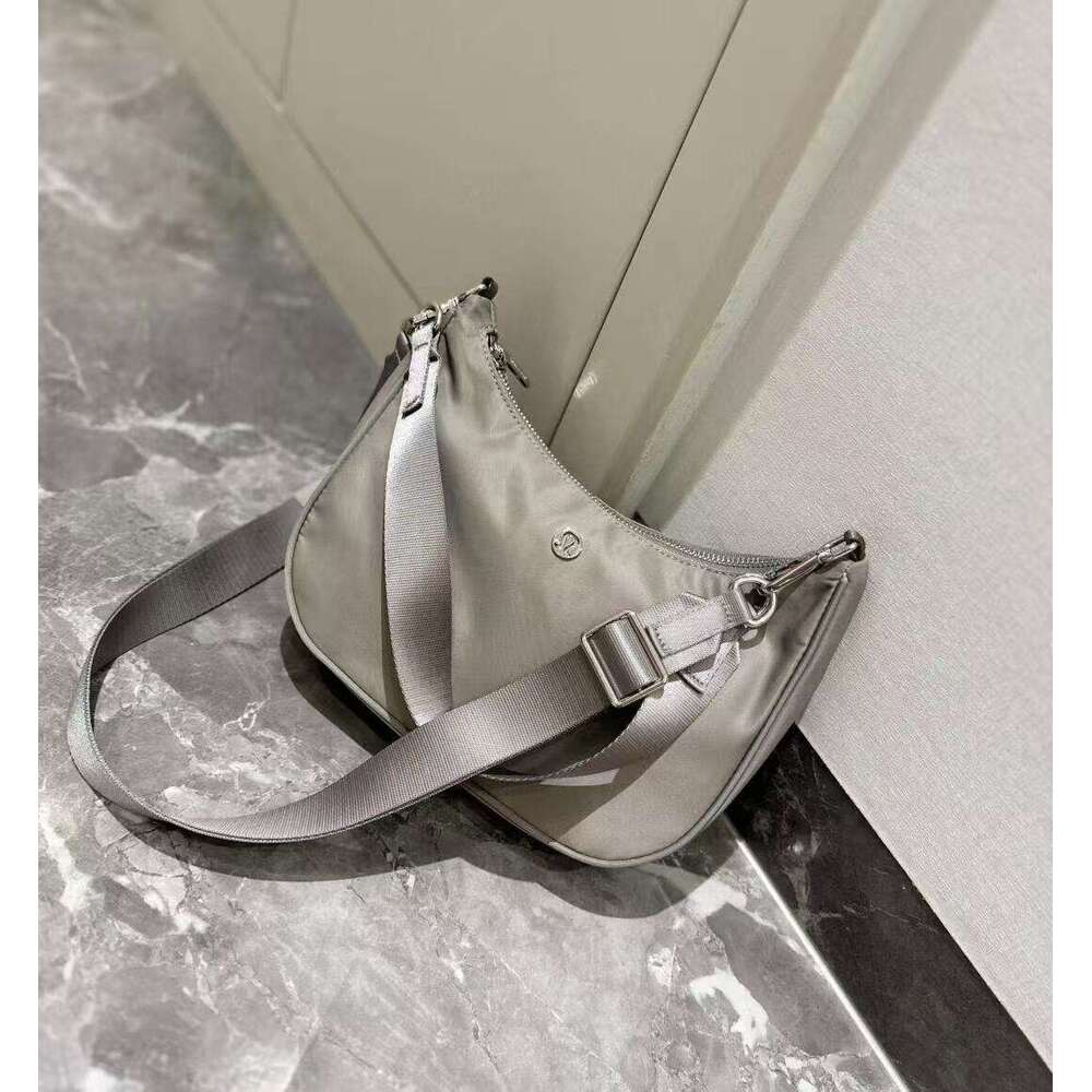 Mini 3L Adjustable Single Shoulder Underarm Crossbody Women's Bag