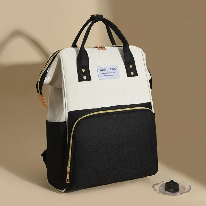 Multi functional maternity bag lightweight and convenient dial backpack large capacity baby care product storage 250414z