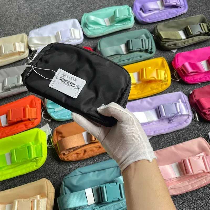 Unisex Fashion Waist Bag Sporty Design Portable Running Fitness Crossbody Sling Pack Gym Workout Essentials Best Gift IdeasT251126