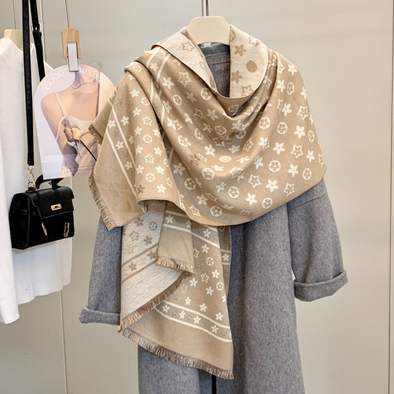 New design Autumn and Winter Double-sided faux cashmere warm scarf for women New Stylish Short beard shawl Long Professional high-end Versatile scarf 