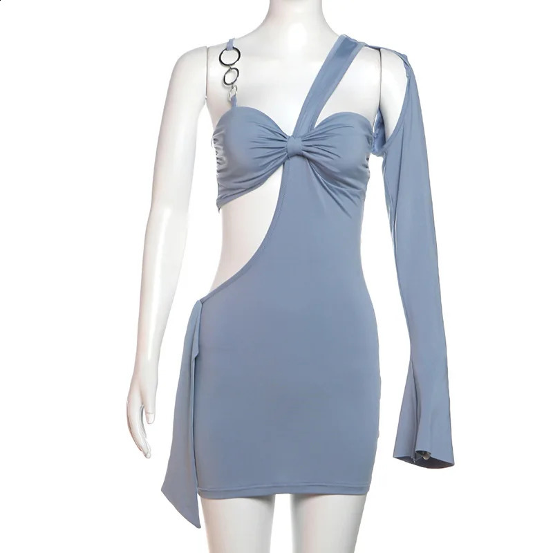 Winter Womens Sexy Metal Chain Single Sleeve Hollow Chest Wrapped Sexy Dress Fashion Street Hipster 250425