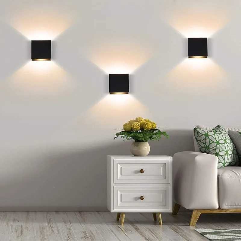 LED Wall Light with Hard Wire Connection Adjustable Up and Down Mini Metal Material Suitable for Decoration Bedrooms Corridors M251126